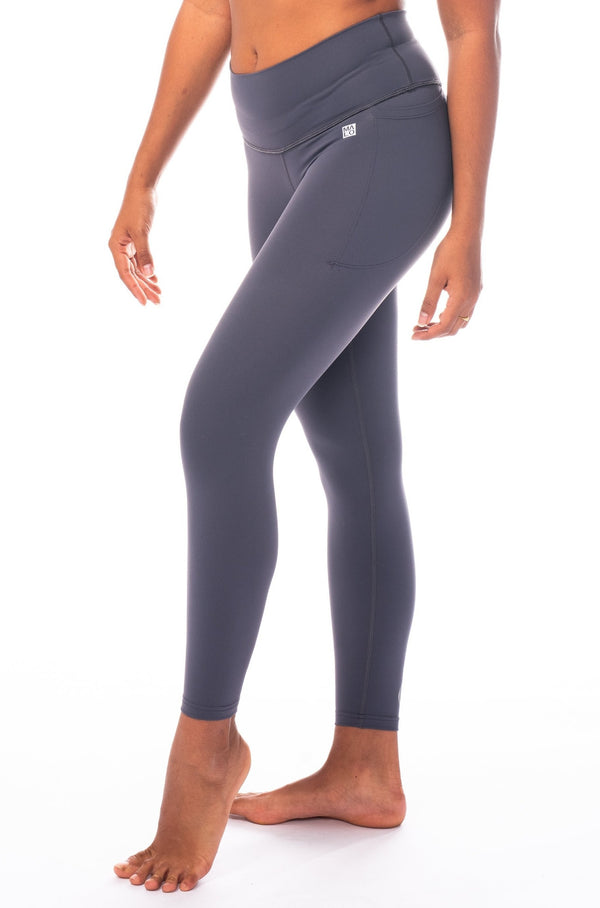 OUT OF TOWN 12/12-1/7, Tempo Ribbed Leggings in Ruby
