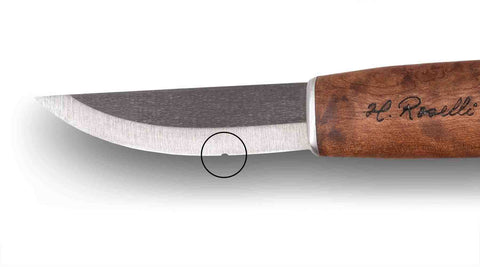 Picture of Roselli handmade knife which has a chipping