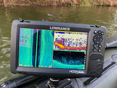 Lowrance Fish Finder showing a shoal of Roach