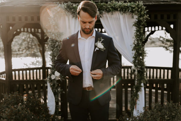 groom suit portrait