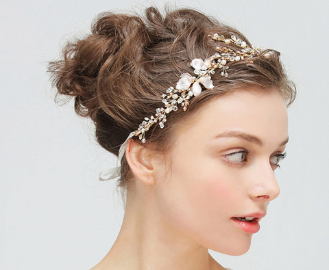 The 16 Best Bridal Headbands for a Classic Wedding Look