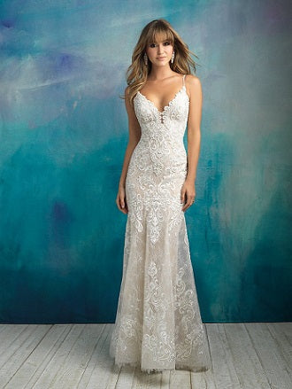 Lacy Trumpet Wedding Dress