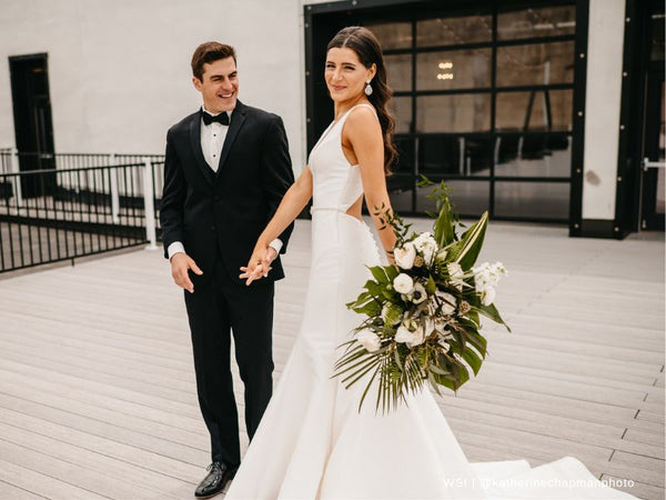 Simple Wedding Dress With Big Bouquet