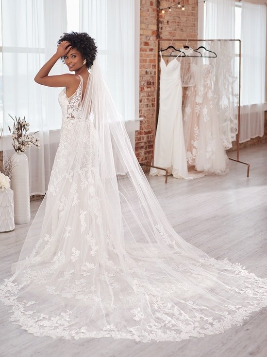 Gorgeous A-line Long Sleeves Lace Wedding Dress with detachable