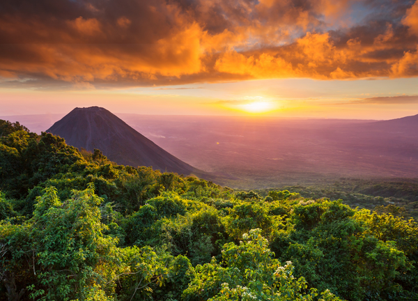 el salvador cheap country in central america