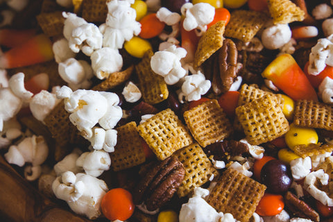 Halloween Popcorn Snack Mix