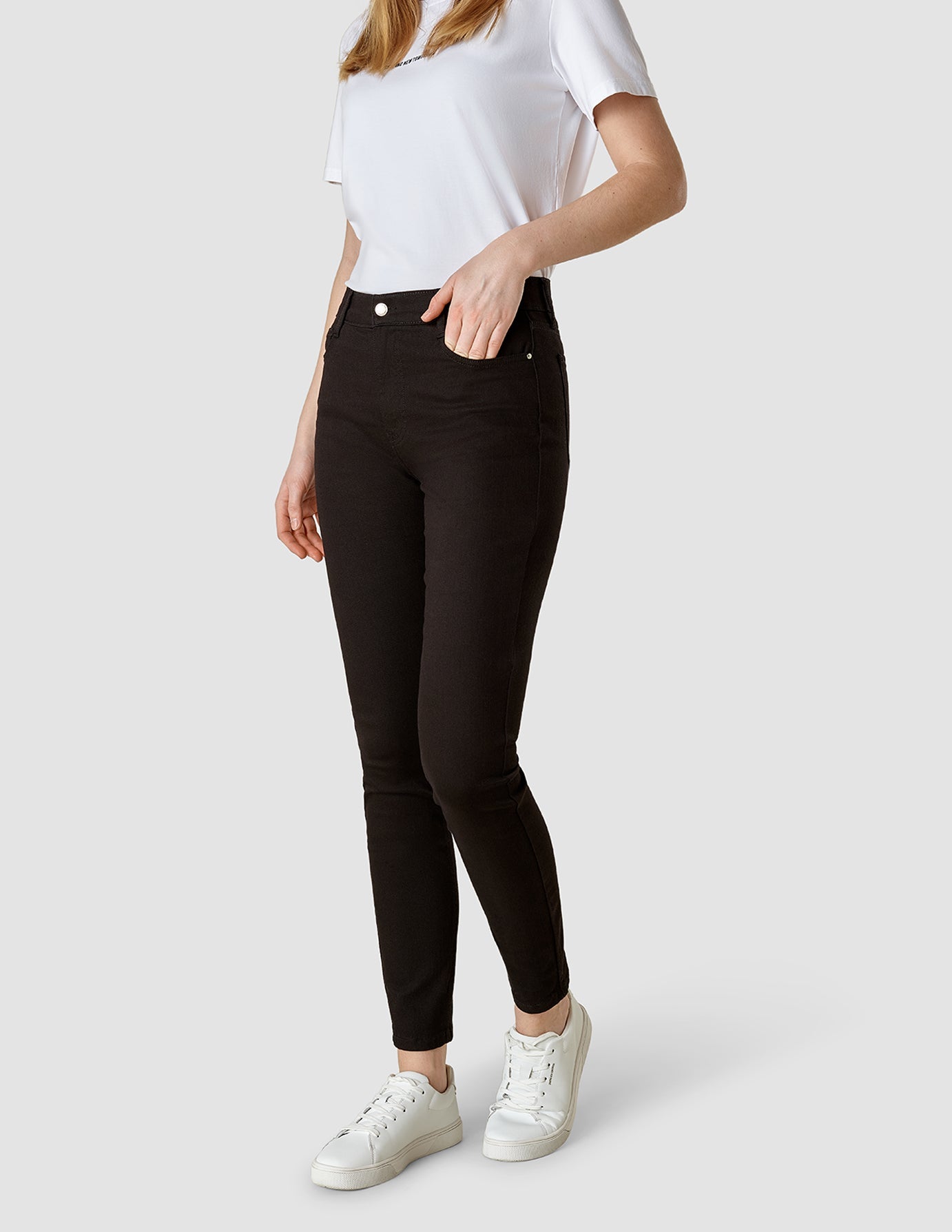 HIGH RISE SKINNY FIT TREGGINGS WITH 4 POCKETS (BLACK) SHE PREMIUM EDITION  003 @SHE BRAND OFFICIAL