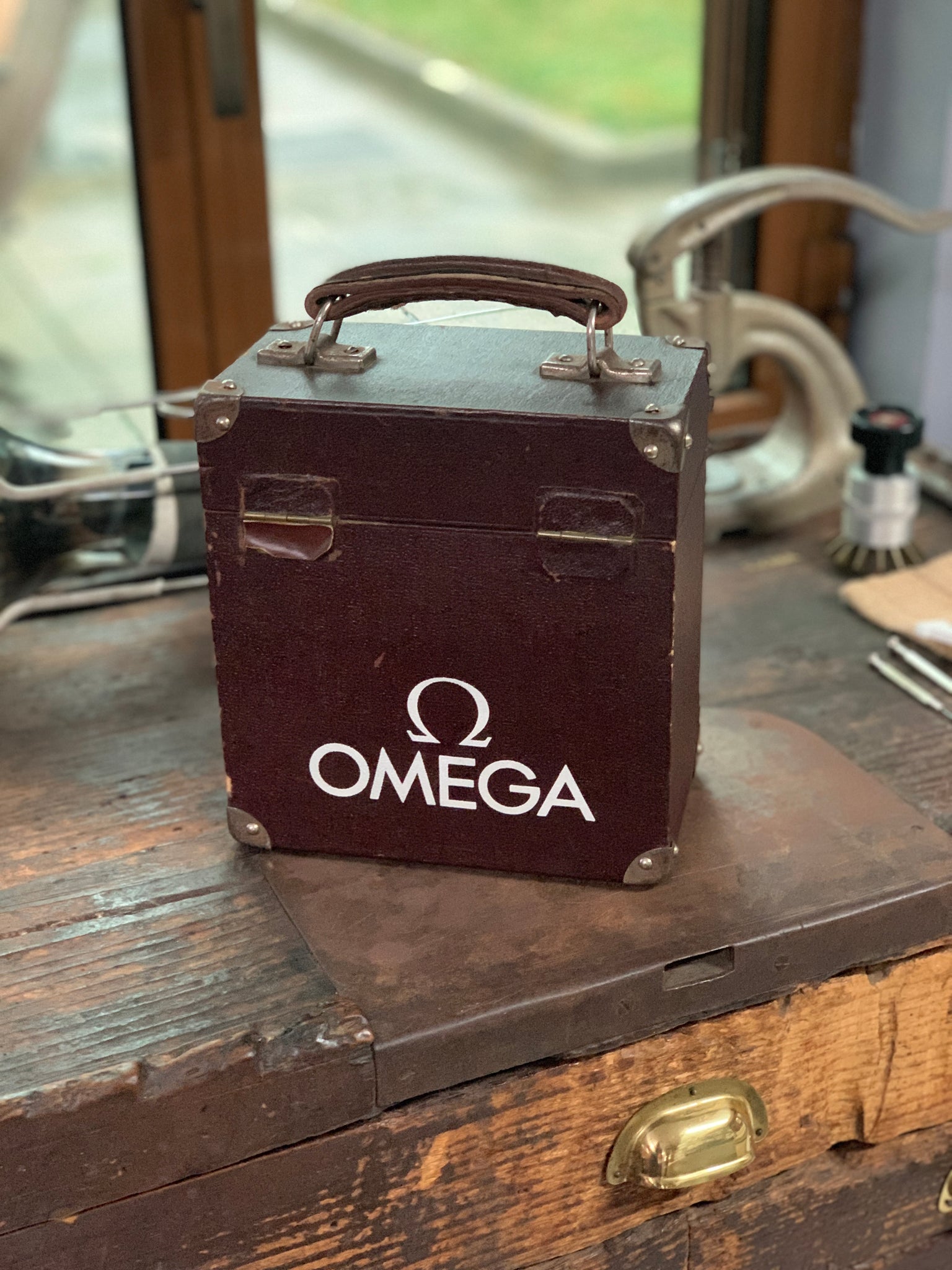 omega retailers