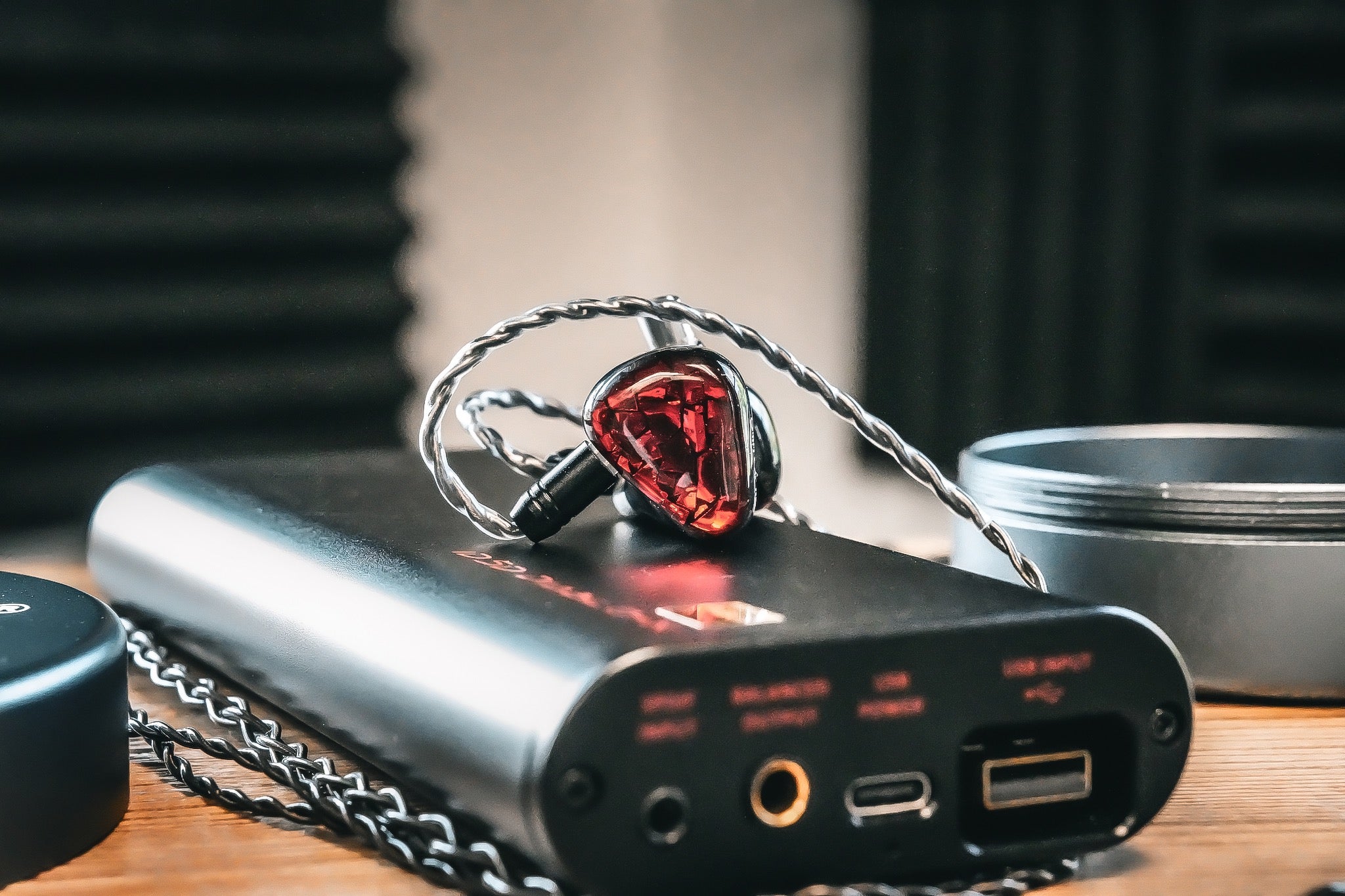 MEMS-2 IEM on top of the iFi Diablo-X accompanied by its included cable and aluminum case from the Bloom Audio Gallery