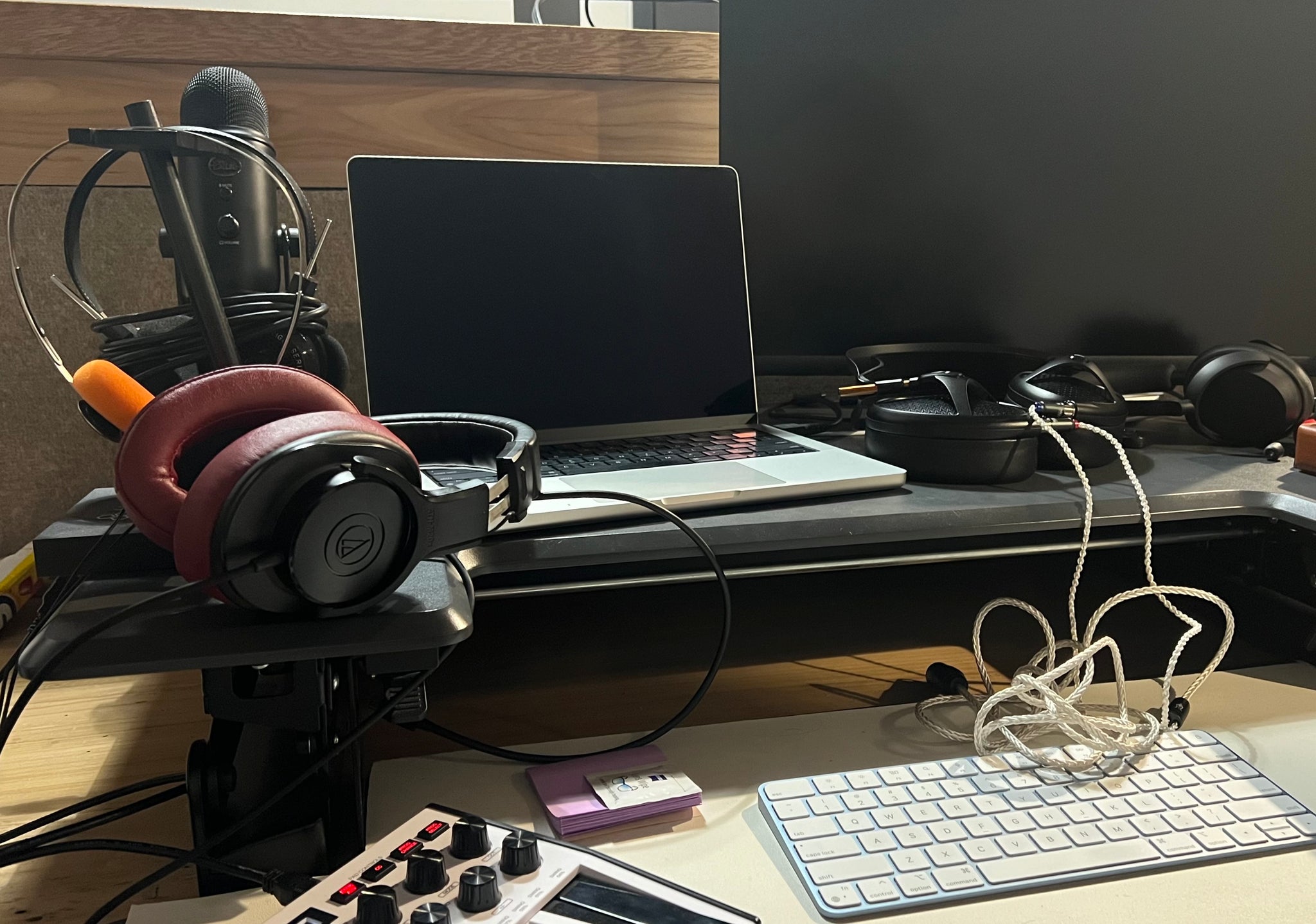 Audiophile Gift Guide 2023: Steve's Desk