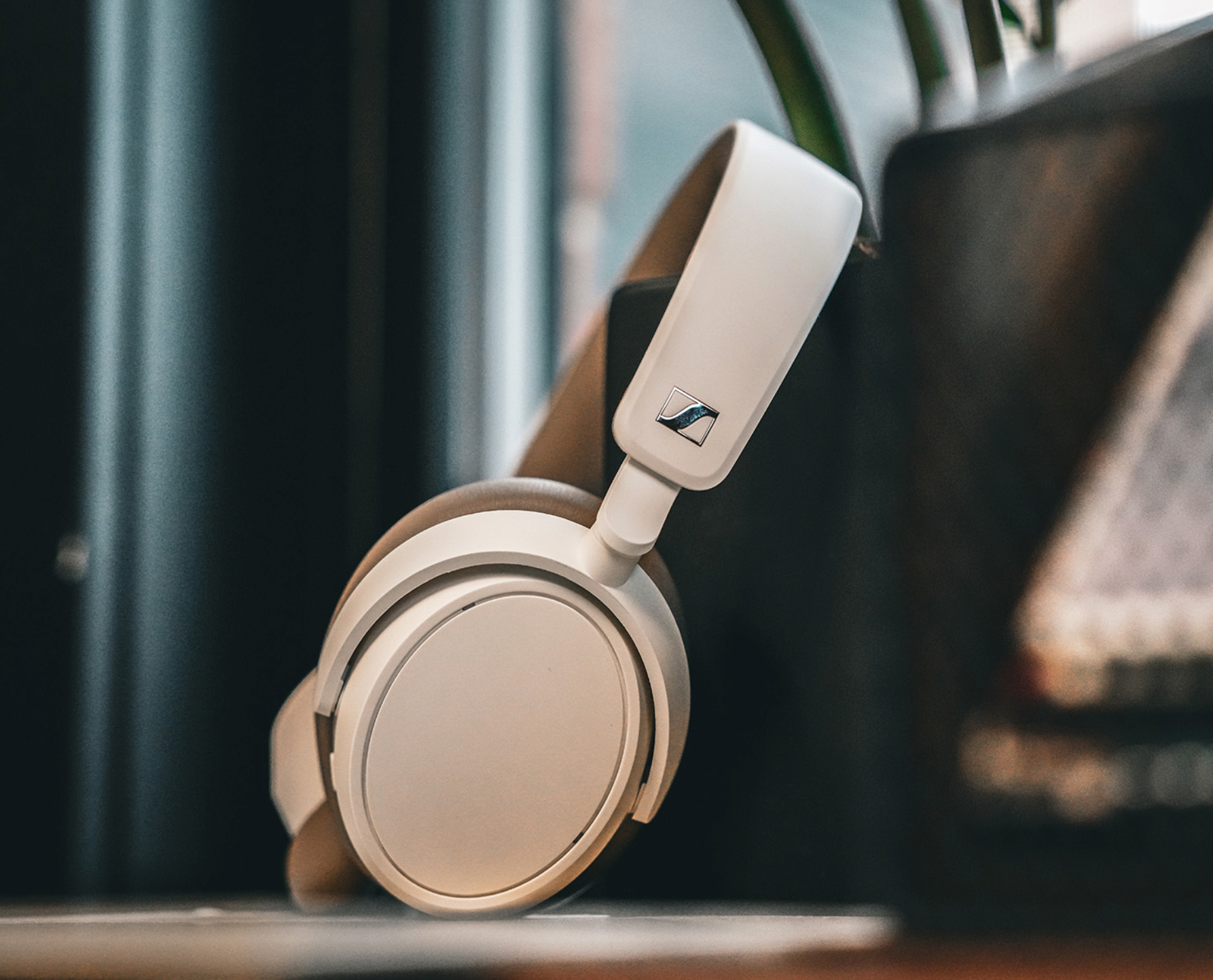 What's the Best Wireless Sennheiser Headphones?