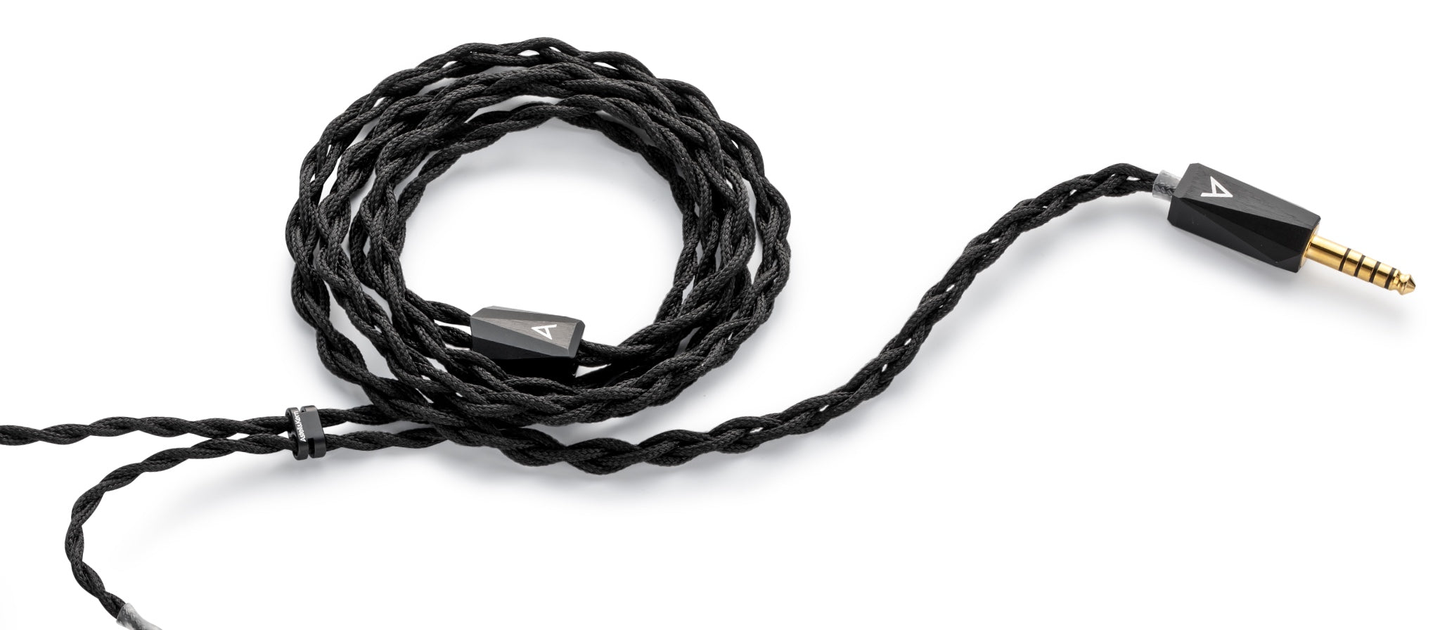 stock NOVUS Effect Audio Ares coiled cable