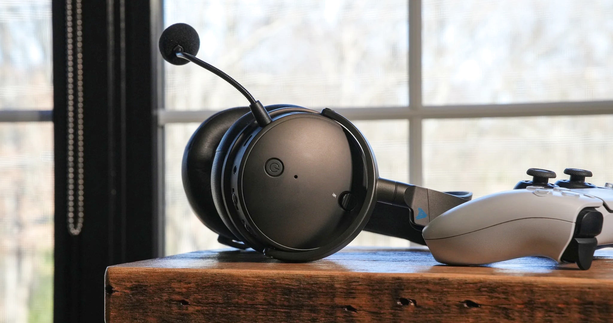 Audeze Maxwell - The best wireless headset period. 