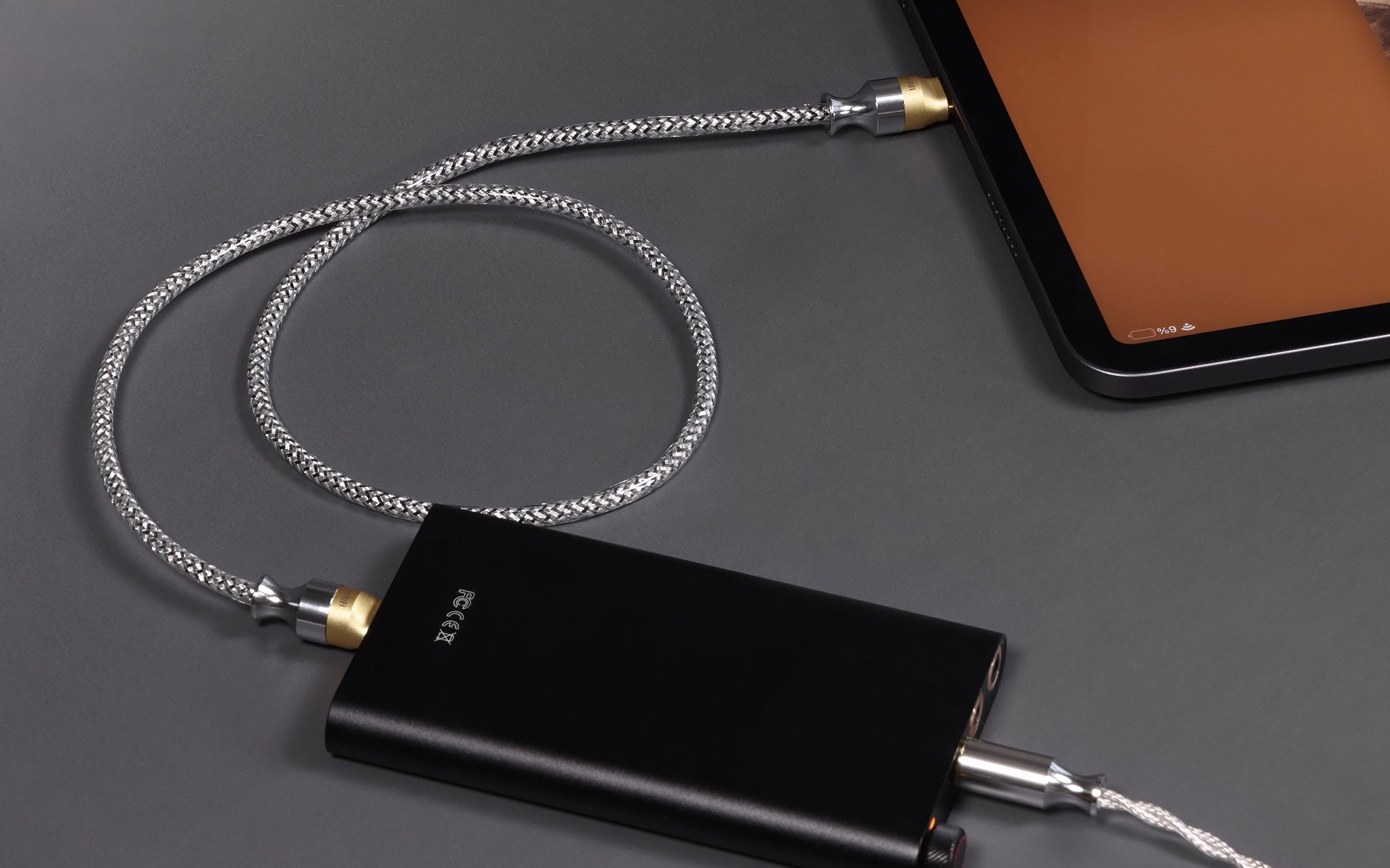 ddHiFi TC07S cable connected to portable DAC and tablet