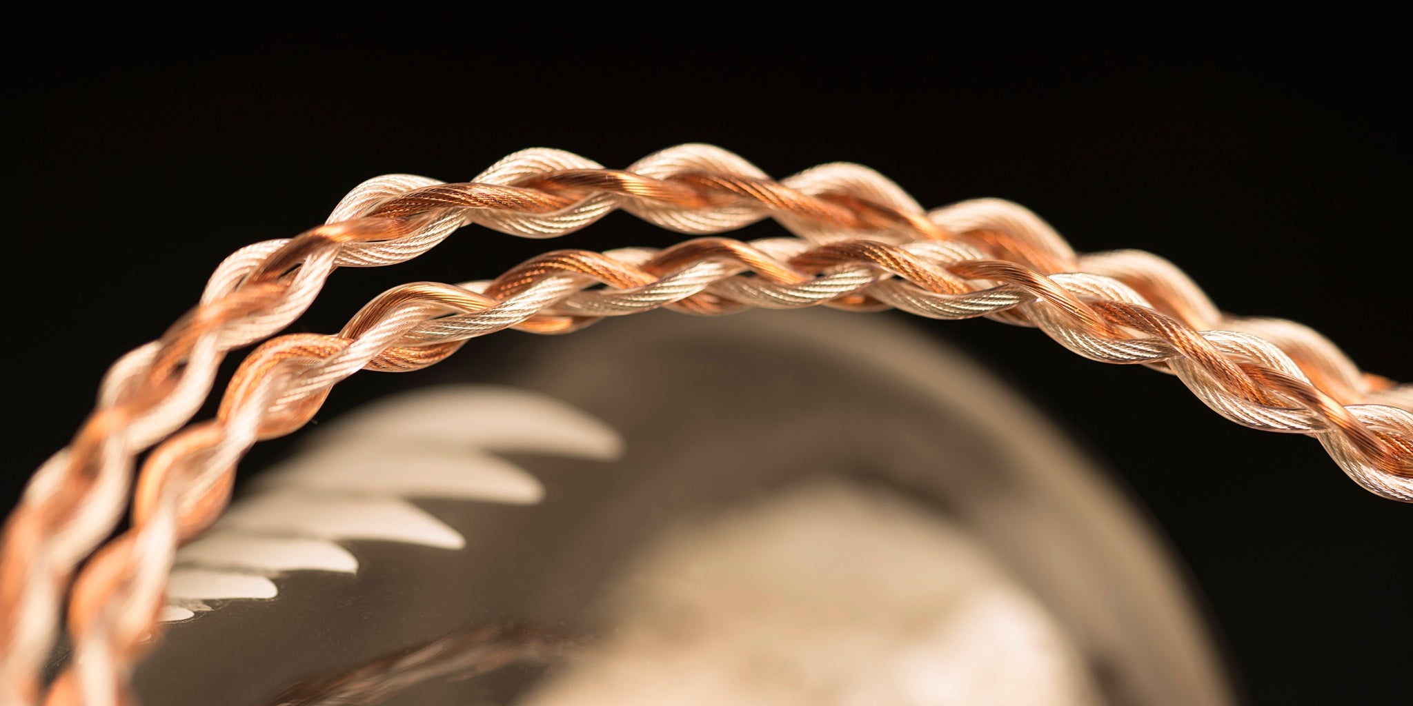 Effect Audio Ares S Cadmus closeup highlighting copper and silver blend with braided design