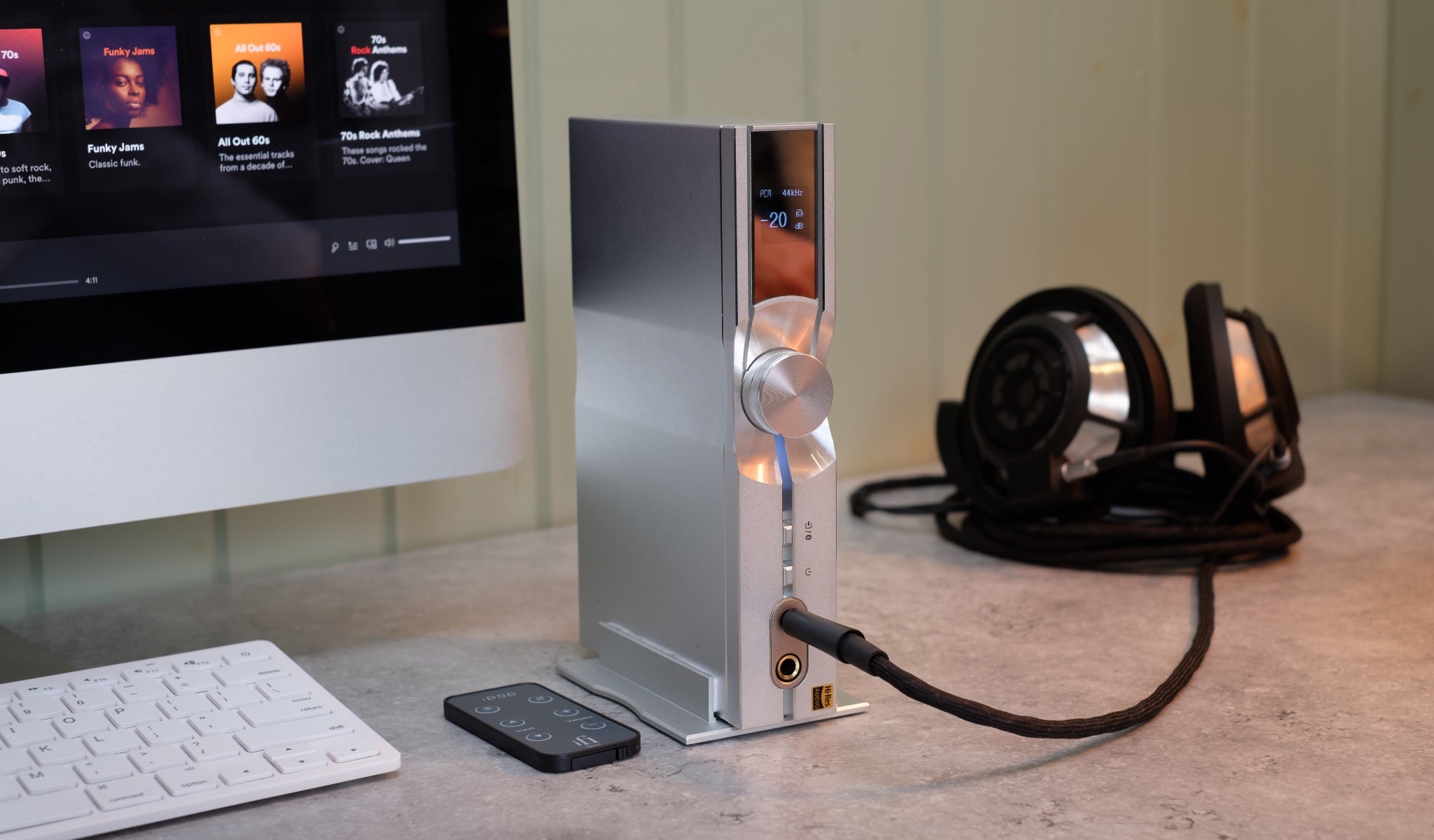 iFi NEO iDSD with attached Sennheiser headphones with iMac
