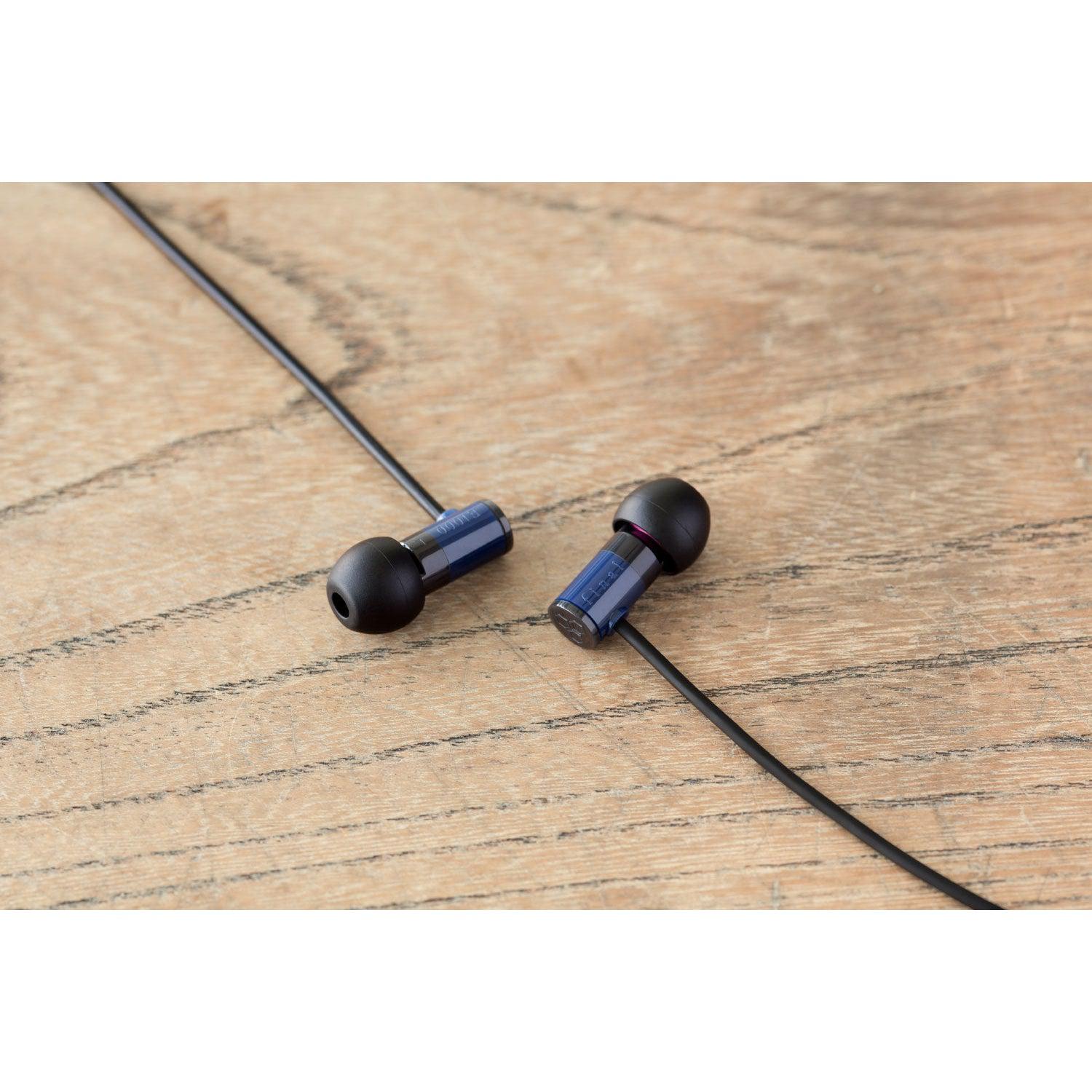 Final A4000 Dynamic Driver IEM | Bloom Audio