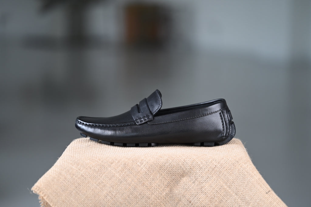 LEATHER LOAFERS - BLACK - Shoes - COS