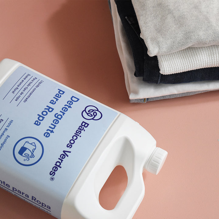 Detergente Ecológico para Ropa 100% Biodegradable - Básicos Verdes
