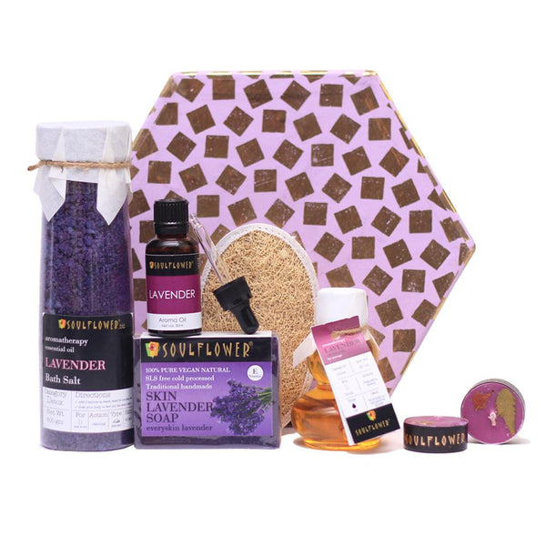 This is an image of Soulflower Lavender Hexagon Bath Gift Set on www.sublimelife.in