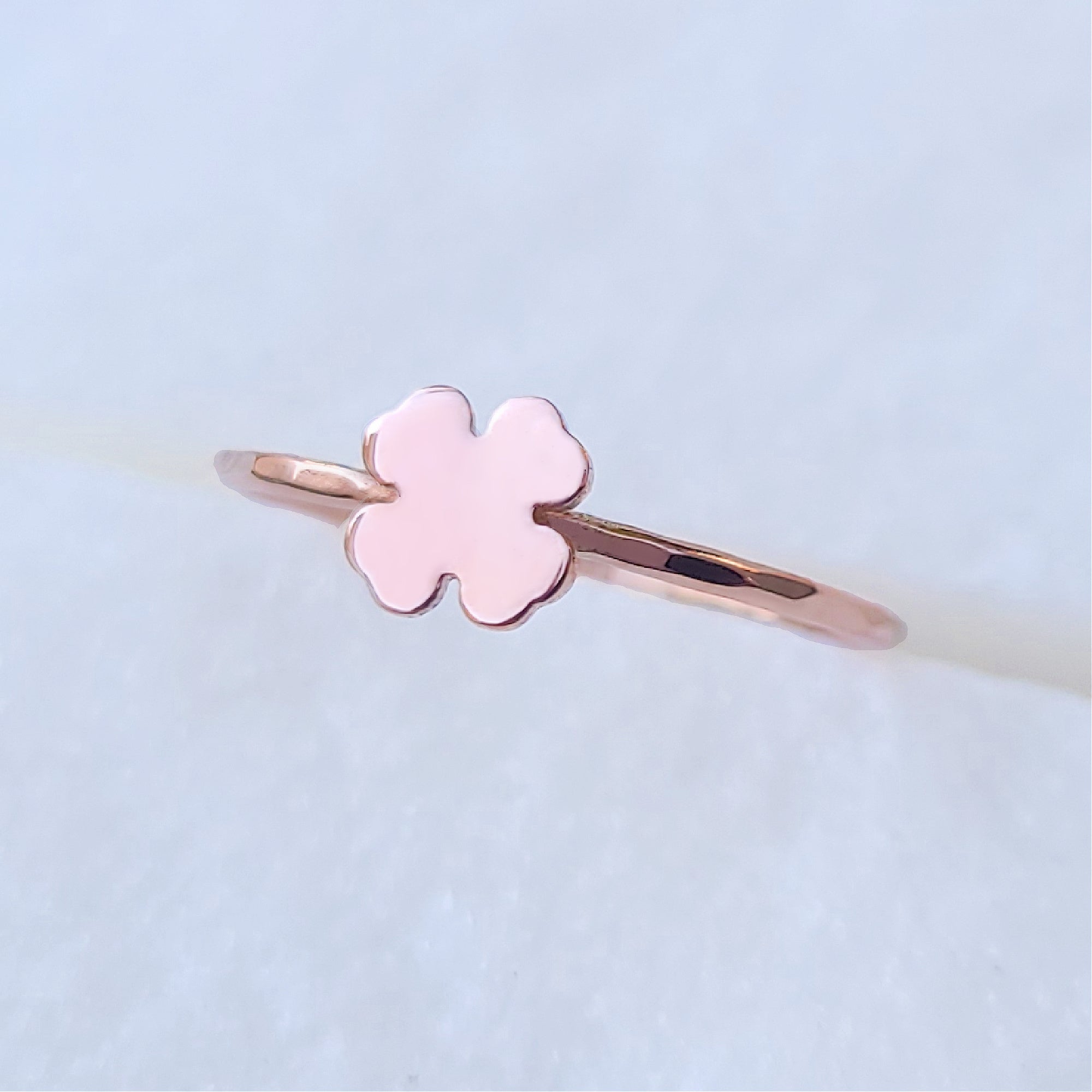 Image of 14K Minimalistic Clover Ring in Rose Gold
