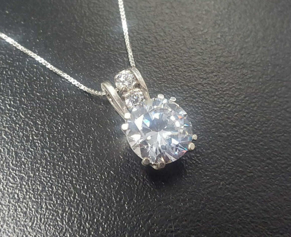 diamond pendant no chain