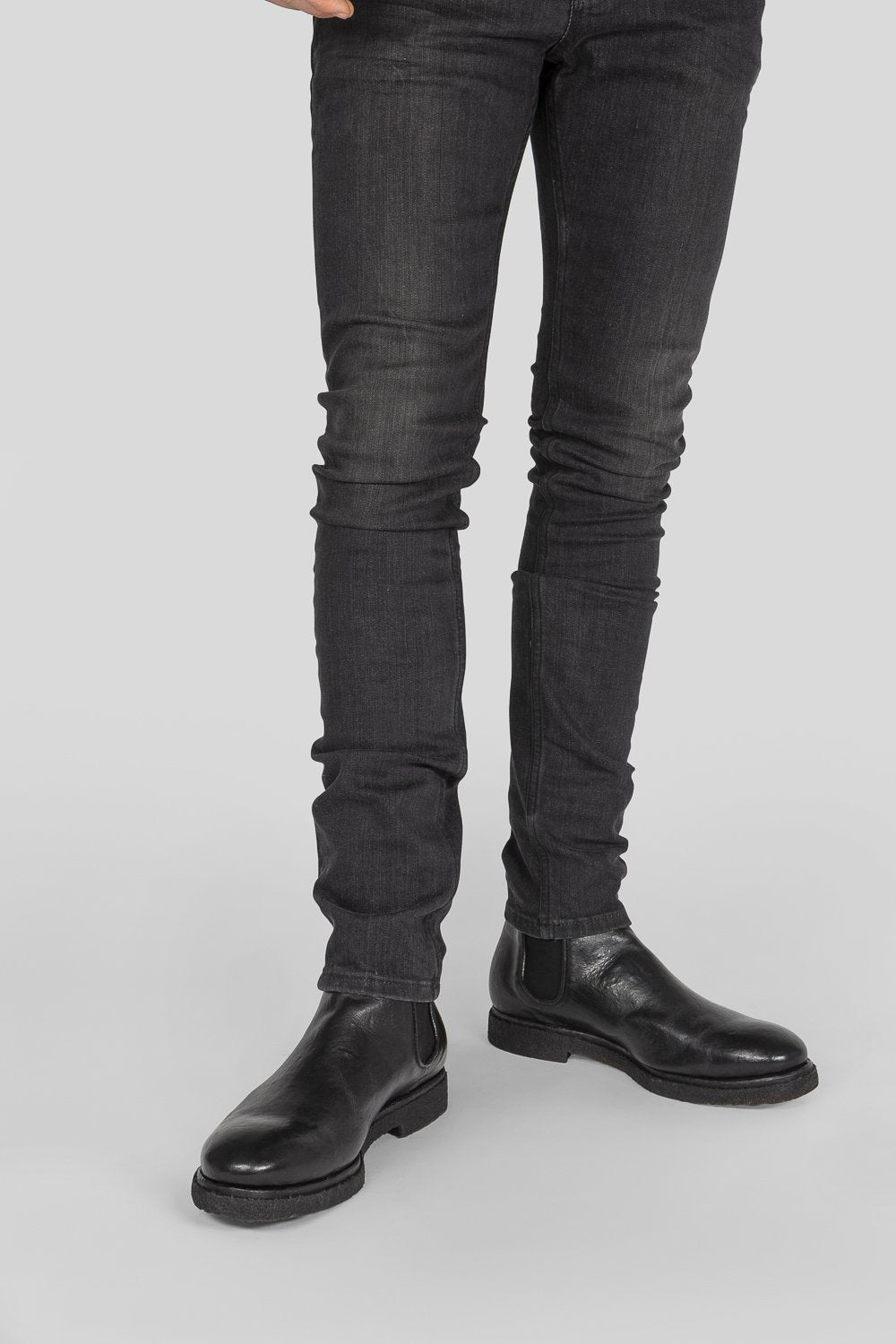 UNTAMED STREET Men Black Calf-Leather Chelsea Boots BROMPTON