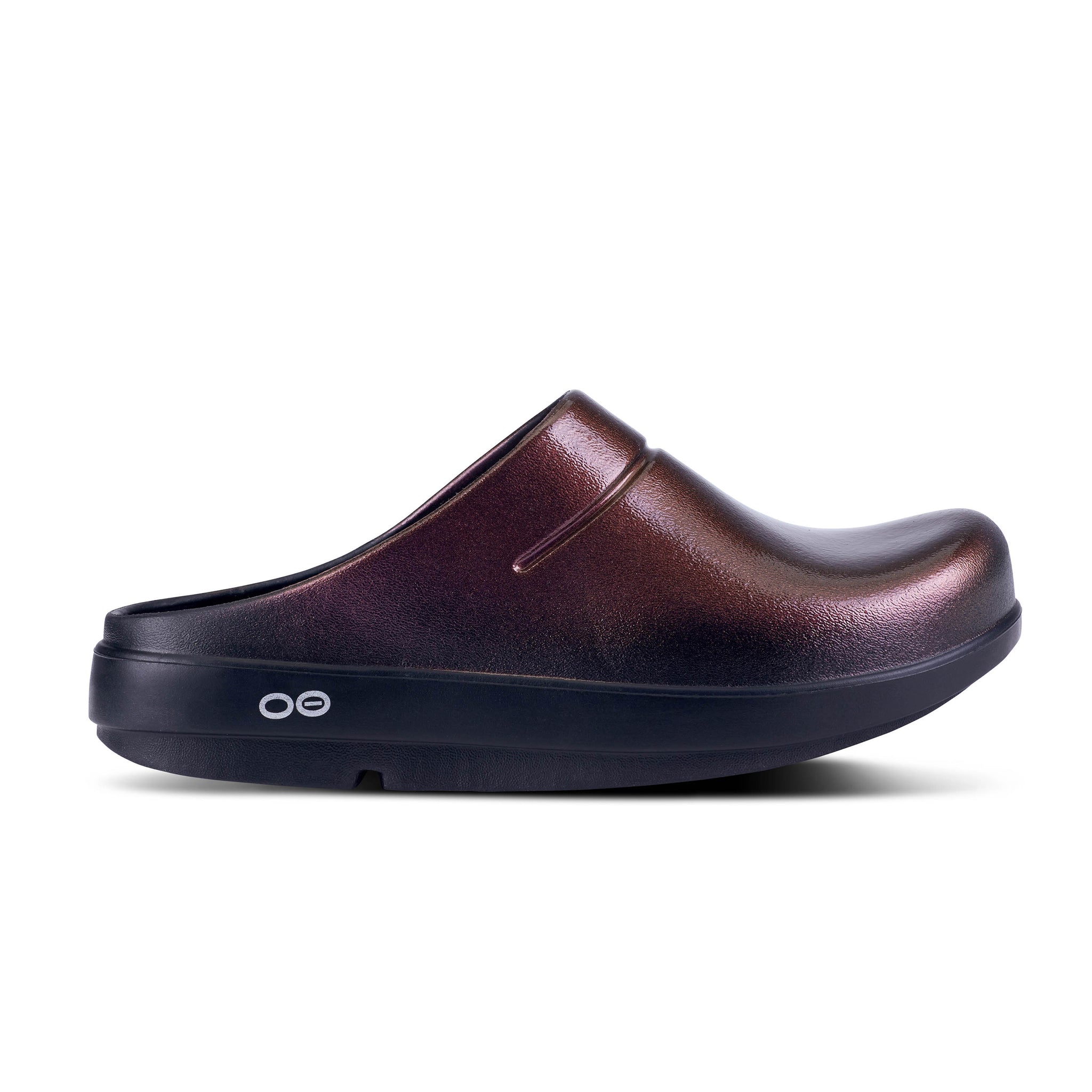 'OOFOS' Women's OOcloog Luxe Slip On - Cabernet – Trav's Outfitter