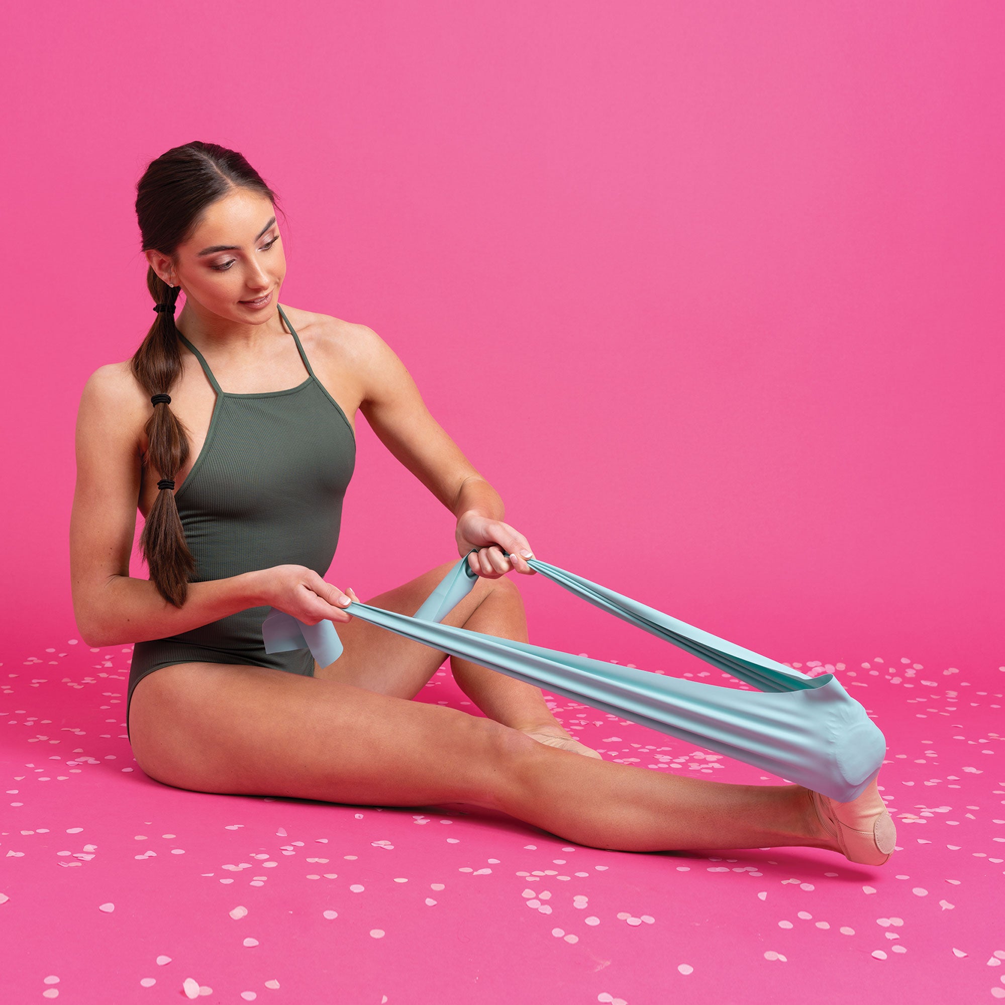 Leg Stretching Strap and Ballet Balance Board, 2 Pc. Set, Stretching, Disc  Core Trainer and Flexibility Equipment for Dance, Gymnastics, Cheer or  Figure Skating, Portable, Ballet Equipment -  Canada