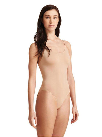 https://cdn.shopify.com/s/files/1/0024/1614/8527/products/capezio_seamless_camisole_w_transitions_straps_nude_3680_w_2_10f81b17-b6ae-4d3d-bcb8-f7433a7db8bf_large.jpg?v=1695000413