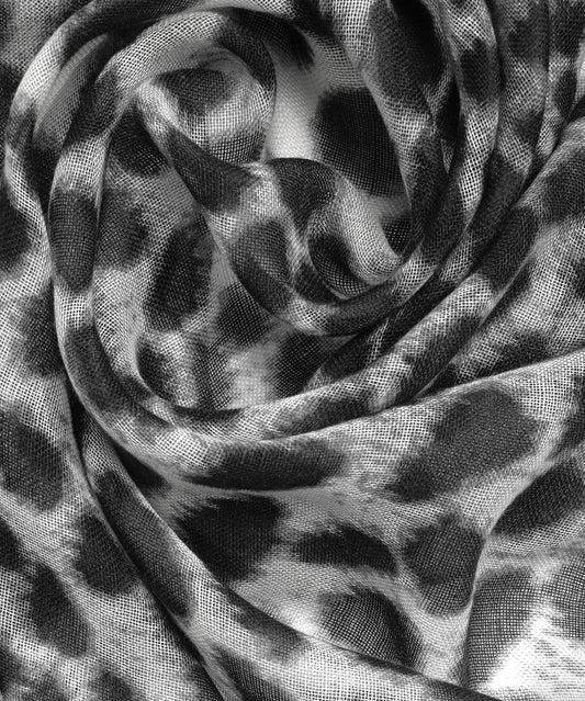 Louis Vuitton Monochrome Leopard Print Cashmere and Silk Shawl