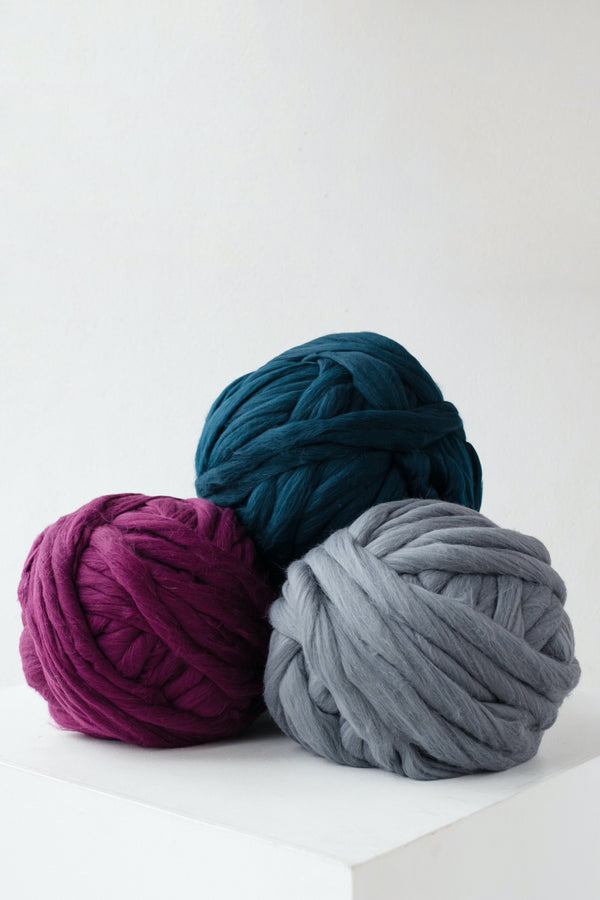 Graphite Gray Chunky Knit Yarn from Merino Wool