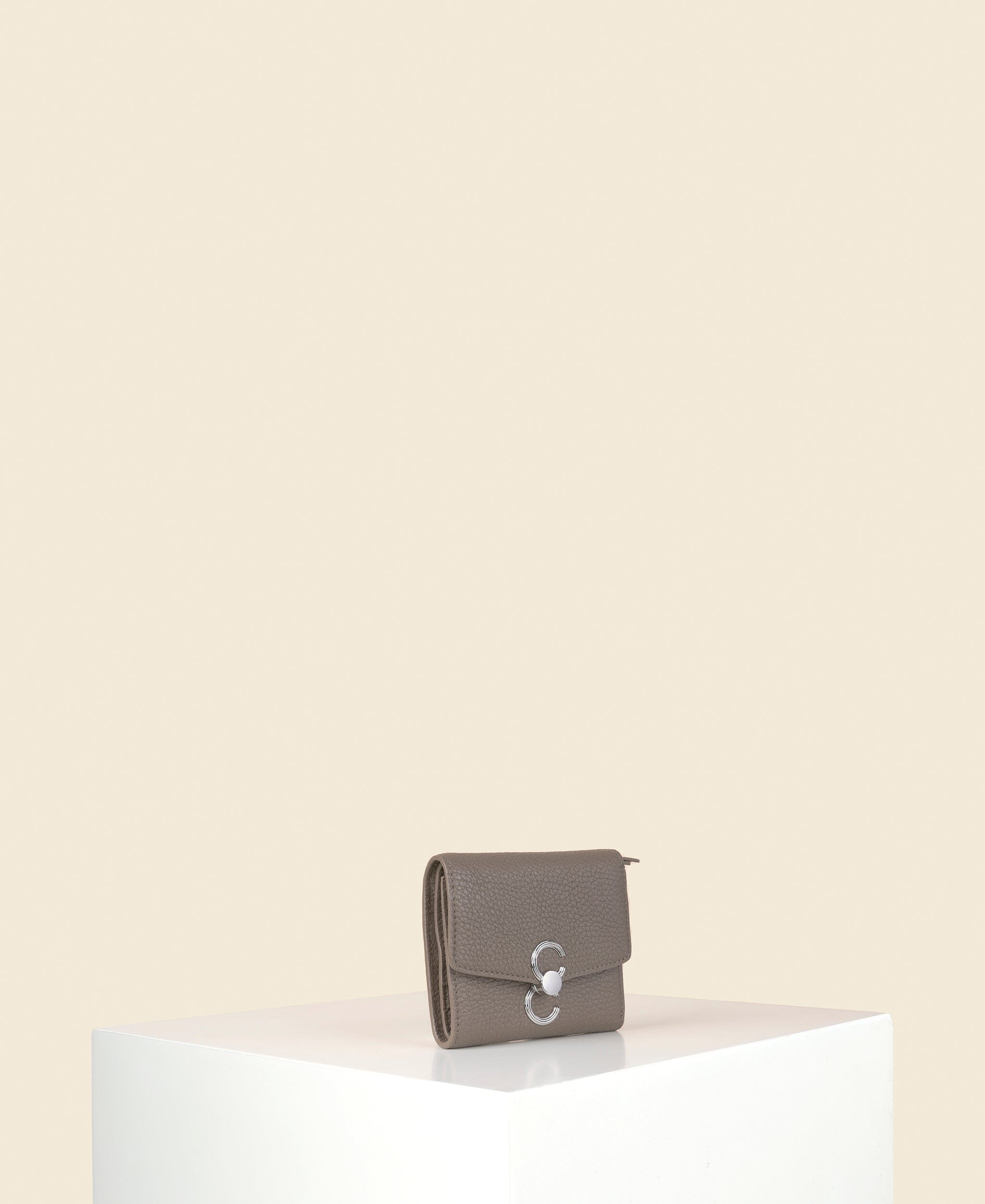 CAFUNÉ | Official Online Store | Modern Leather Accessories – Cafuné