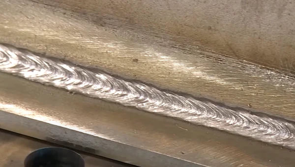 MIG Welding Stainless Steel with Tri Mix Gas (90% Helium, 7.5% Argon, 2.5% CO2)