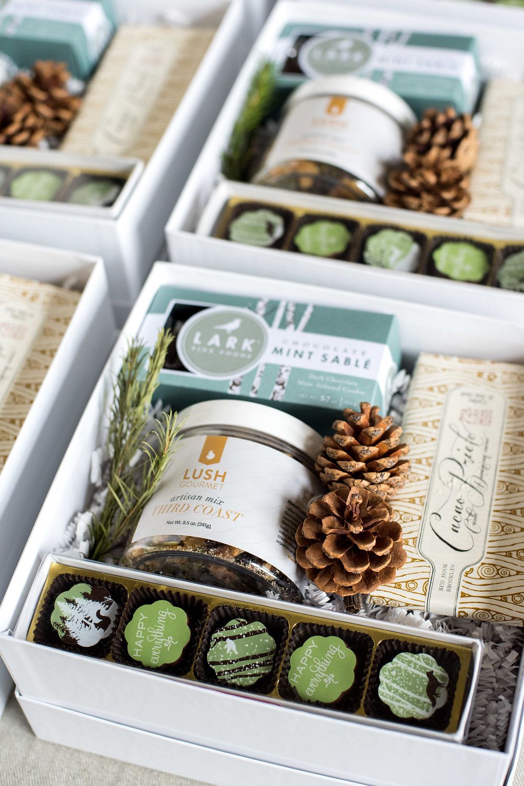 Gallery Custom Client Holiday Gift Boxes for Commercial