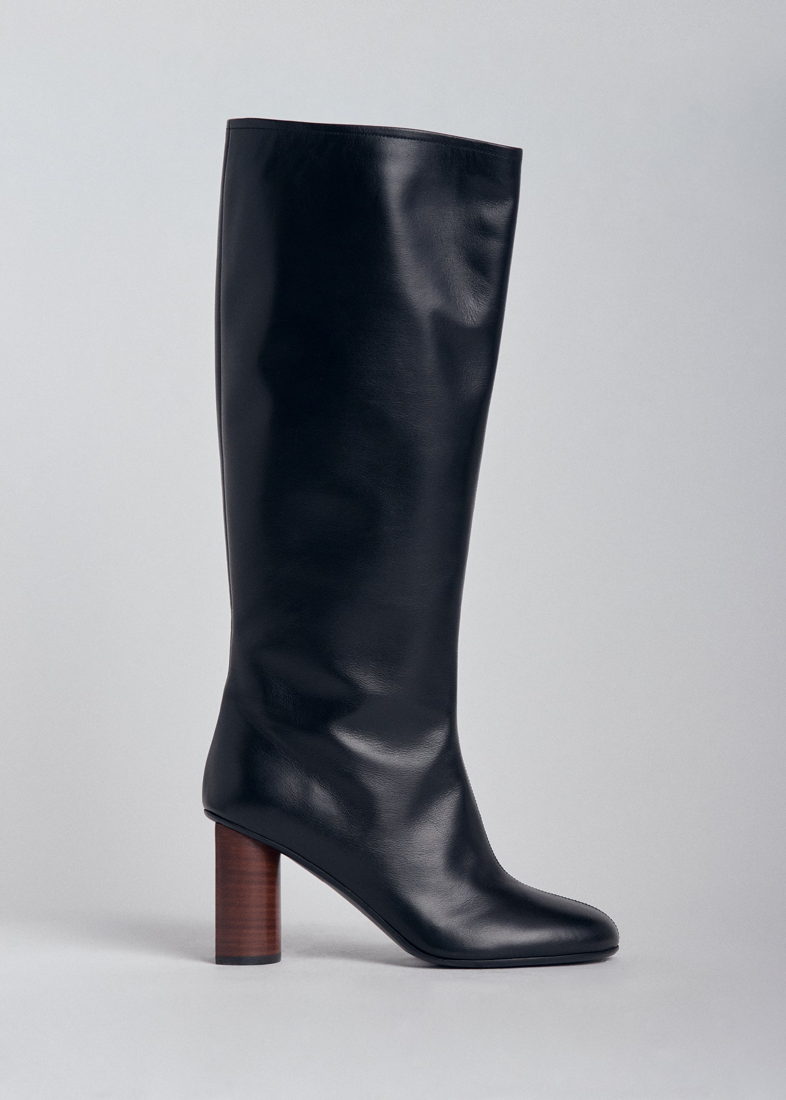 Knee High Boot in Tresor Calfskin - Black | CO