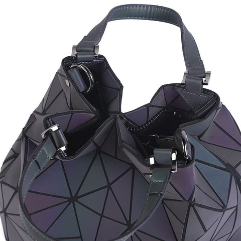 Lumiliu Chain +++ Color Changing Crossbody Bag