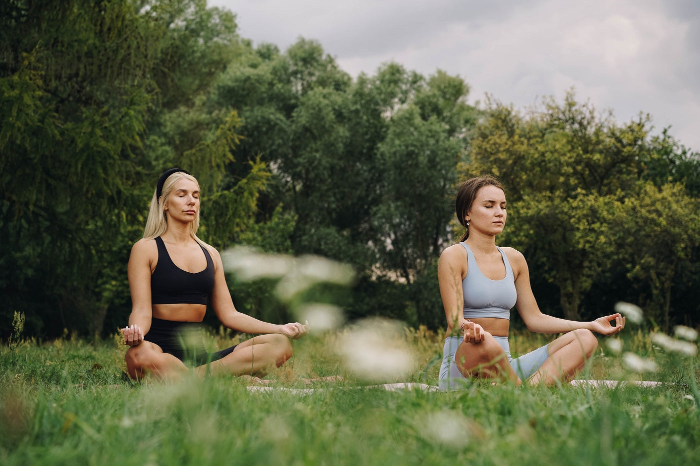 Meditáló nők