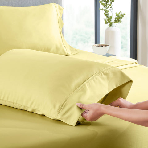 https://cdn.shopify.com/s/files/1/0024/6376/0495/files/best_feng_shui_color_for_bed_sheets_480x480.jpg?v=1680852656