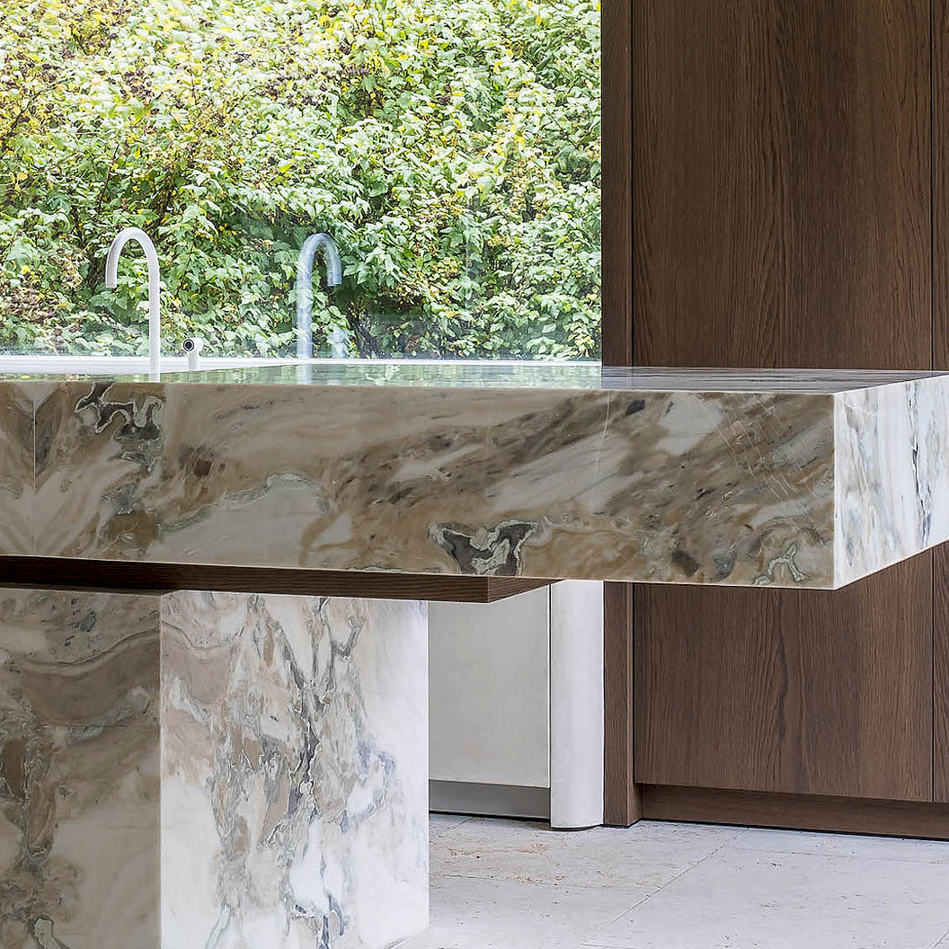 Safari Journal / Blog by Safari Fusion | Pros & Cons of Marble Benchtops by Shear & Wood | Forest Hill  Residence by MT Home | Image via est