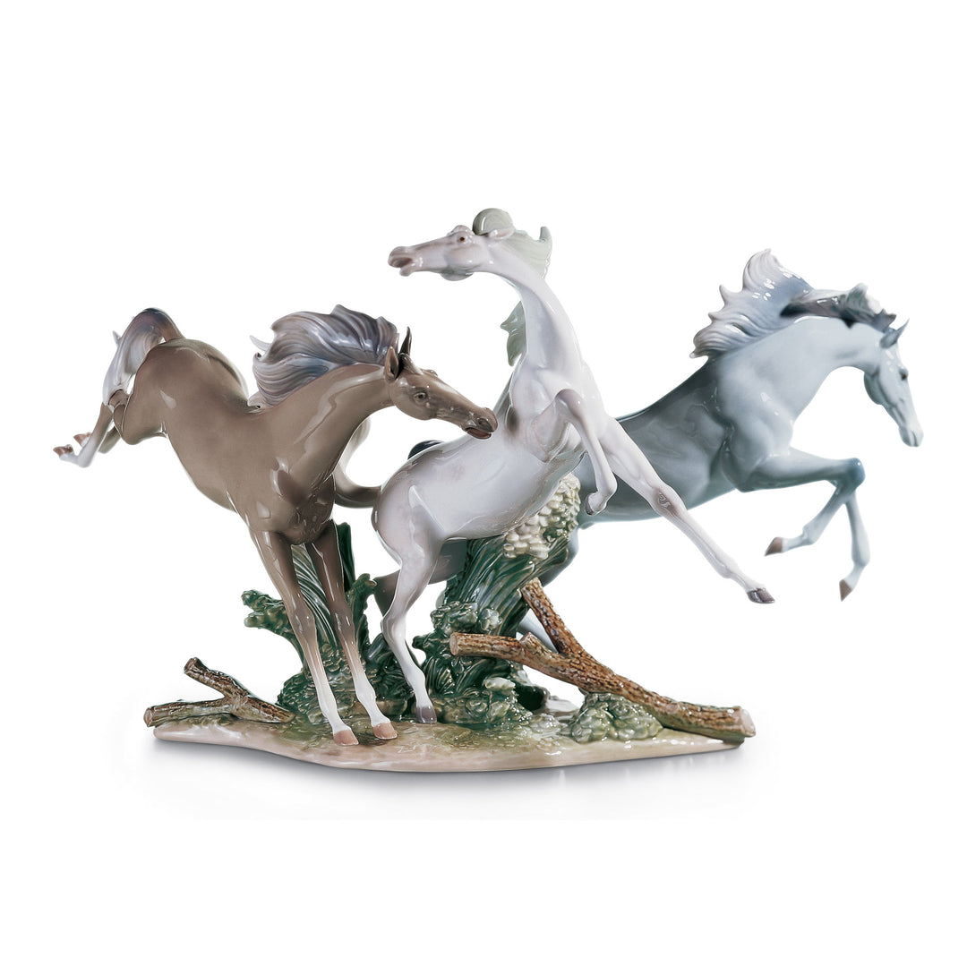 Oriental Horse Sculpture. Limited Edition – Regis Galerie