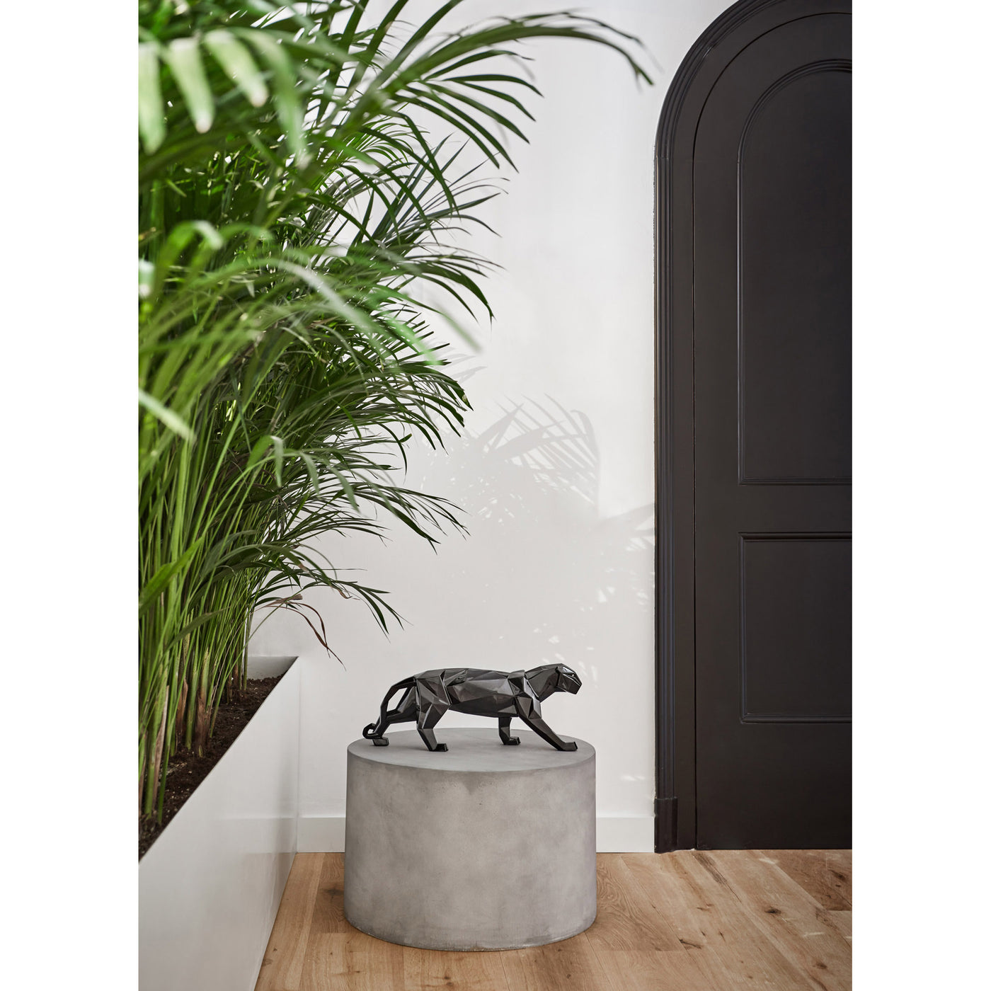 Image 2 Lladro Panther Figurine. Glazed Black - 01009496