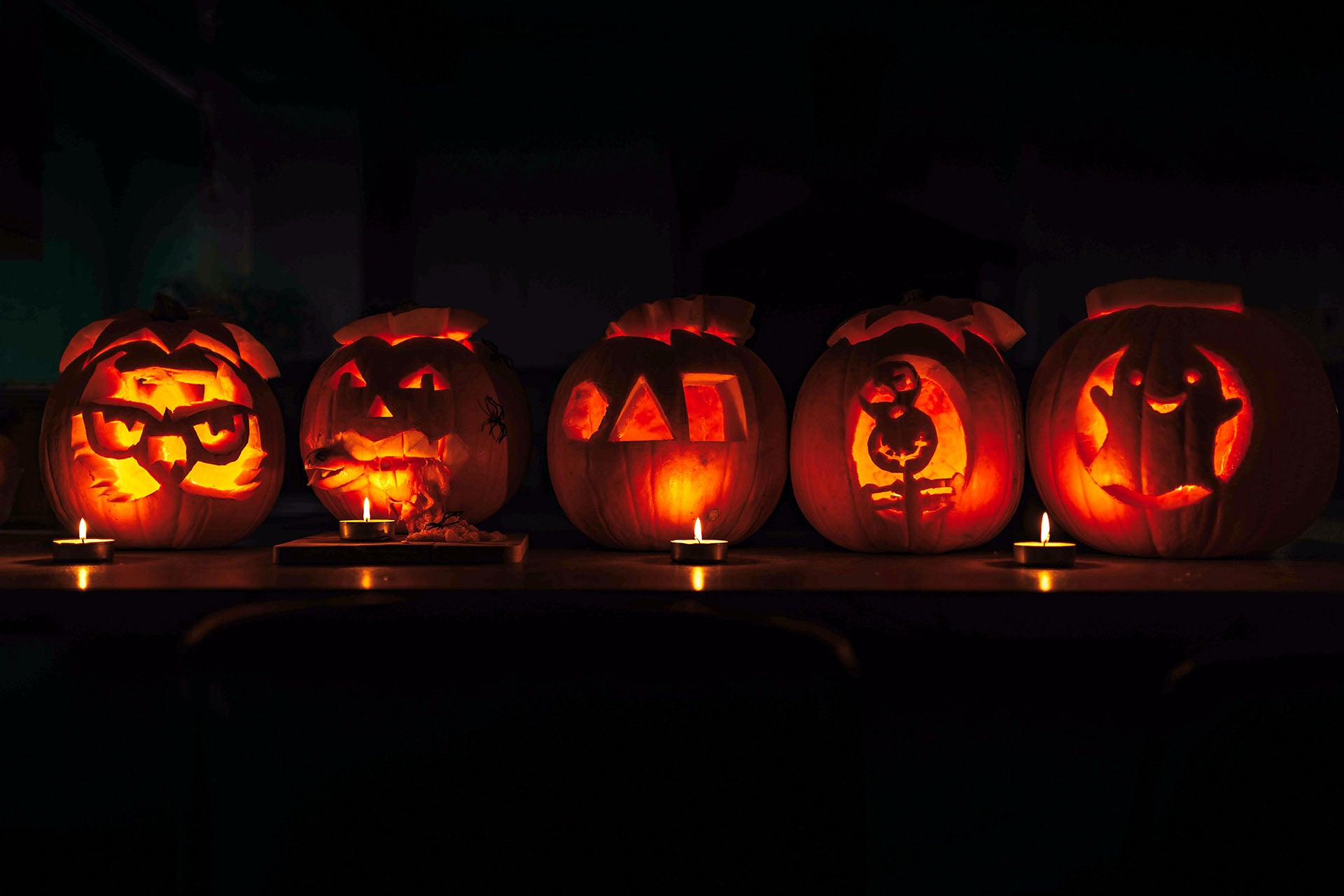 carved pumpkins for halloween