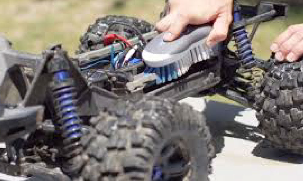 Clean your RC car