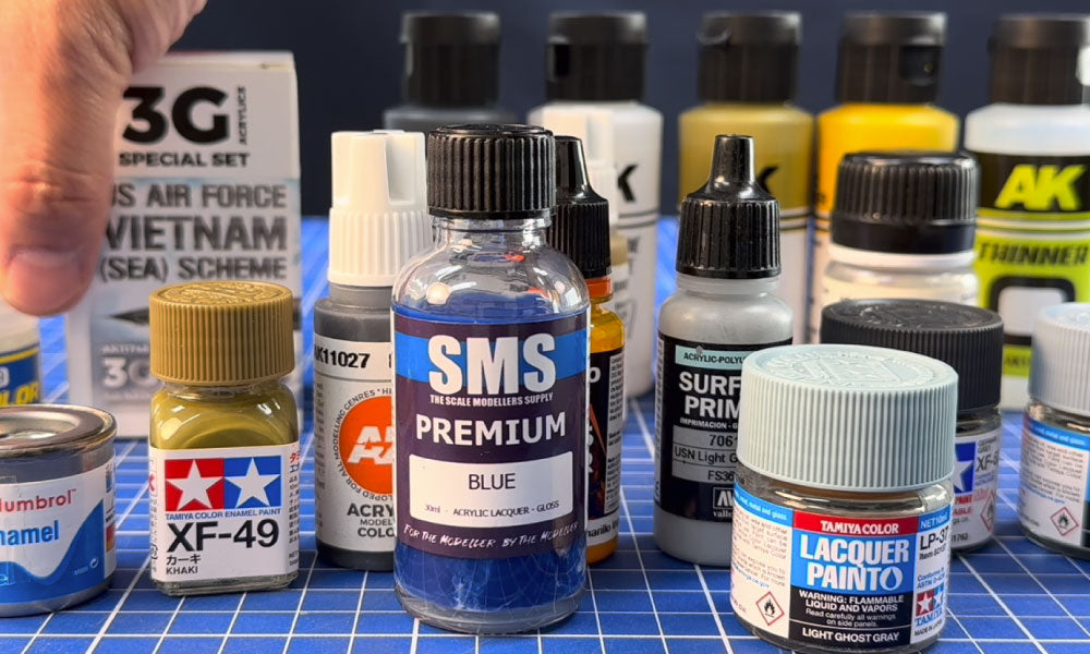 Hobby paints for airbrushing