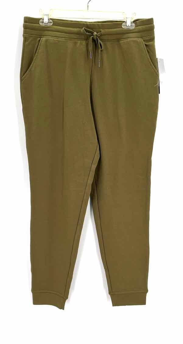 Size M Green Pants