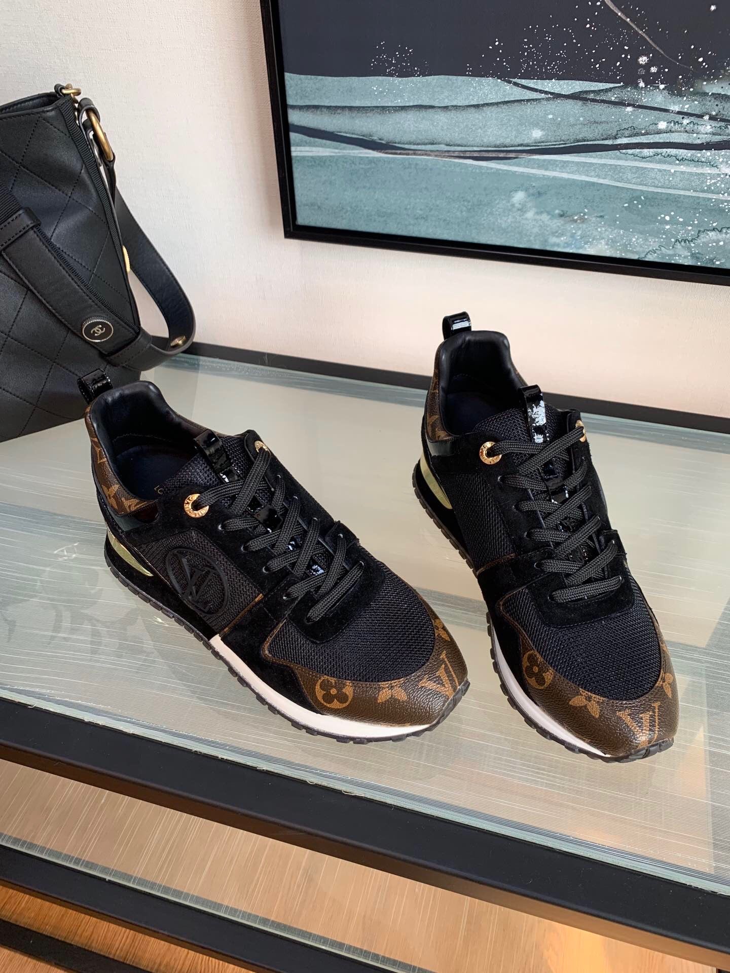 LV RUNAWAY SNEAKERS – vlixcogoods