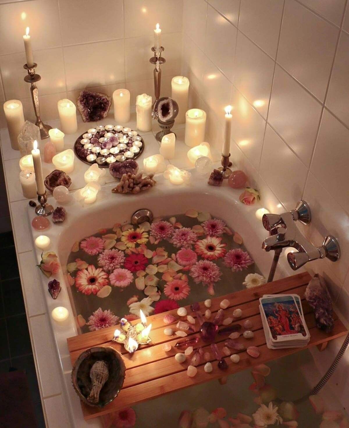 bath with crystals
