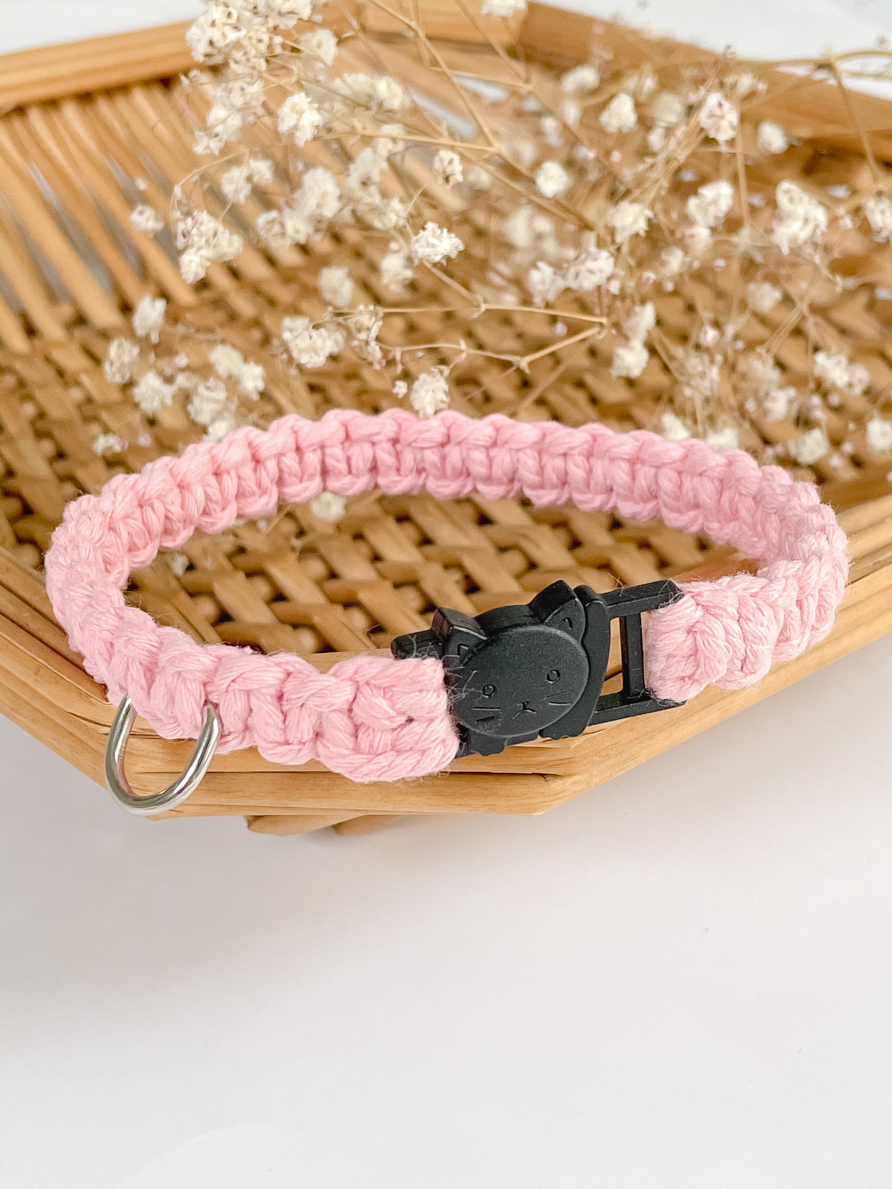 Cat Breakaway Macramé Collar