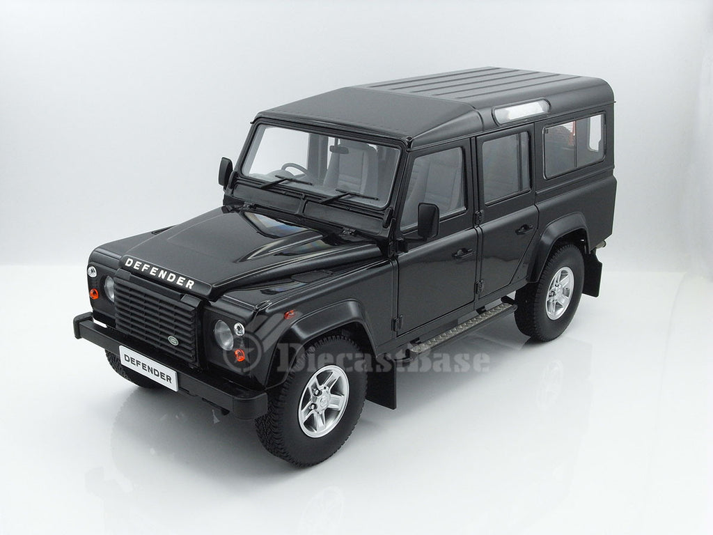 land rover defender diecast 1 18